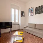 Fancy Apartment Bright With City And Mountain View On An Ancient Staircase 5 Mins To The Station With 2 Balcony With Amazing City View